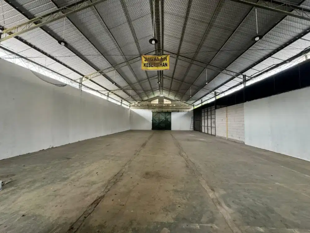 DI SEWAKAN GUDANG DI SEMARANG BARAT