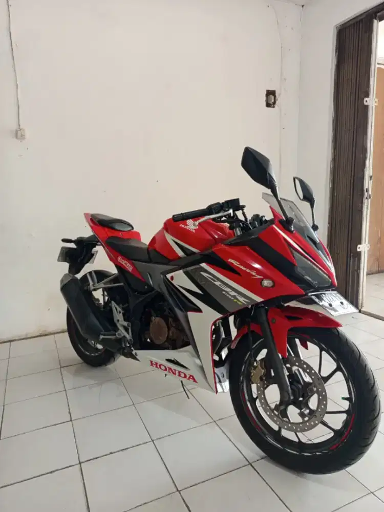 CBR 150R low km