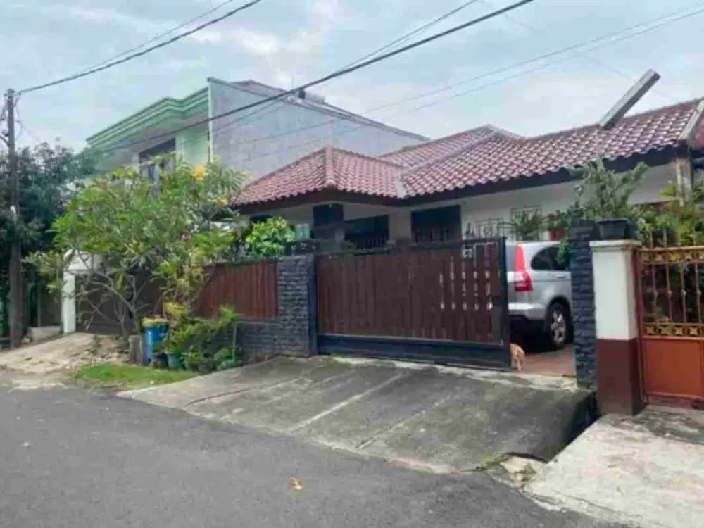dijual rumah di duren sawit lingkungan asri nyaman KT 325 LB 300 dekat akses tol