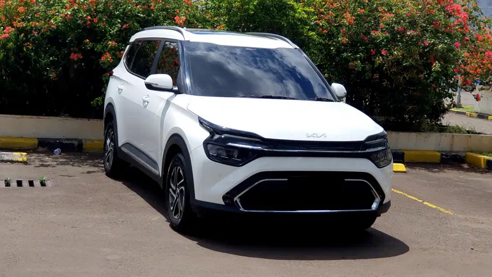 [ LOW KM ] Kia Carens Premiere AT 6 Seater Bose 2024/2025