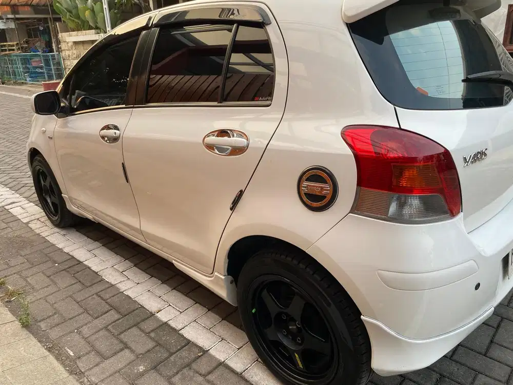 Toyota Yaris 2011 Bensin