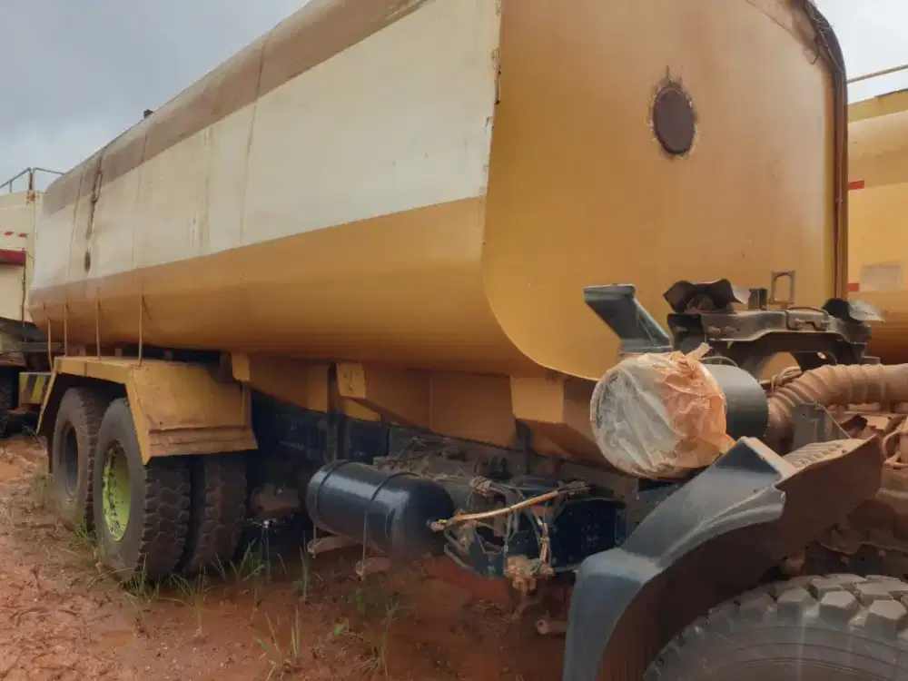 Hino FM260JN 6x4 tengki ex cpo 24.KL