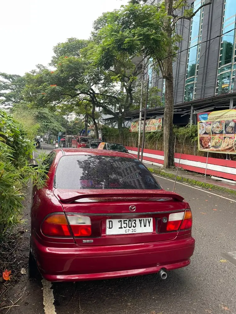 Mazda Familia 1997 Bensin