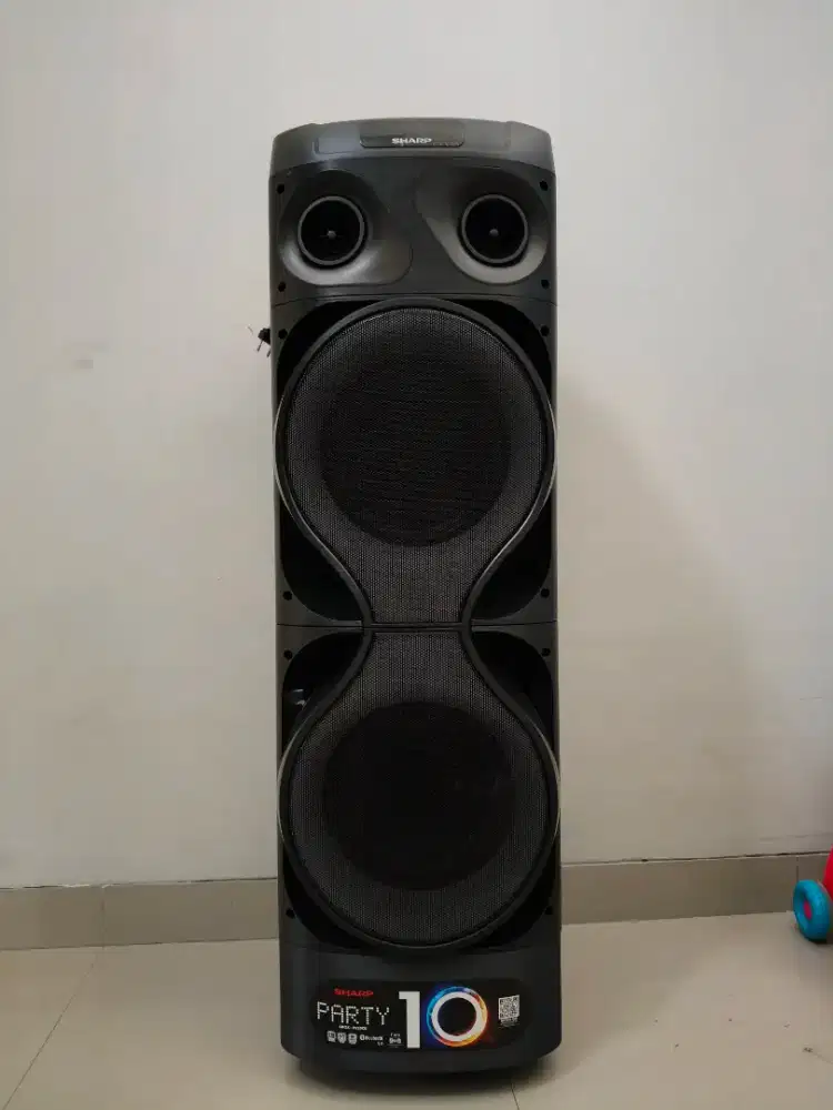 Sharp CBOX-PS20CB Active Speaker Like New