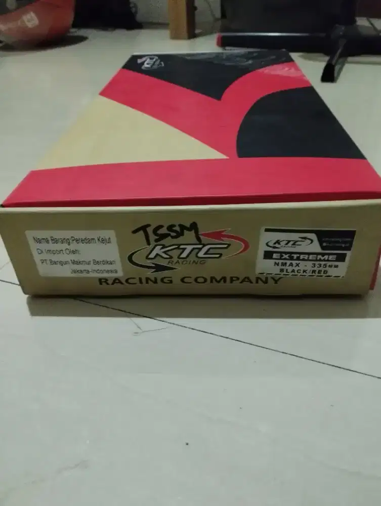 KYT Extreme Black-Red