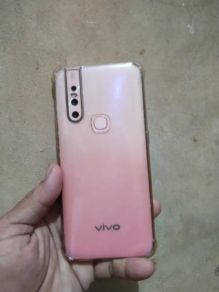 Vivo y15 normal minus pemakaian aja kelengkapan HP+casan