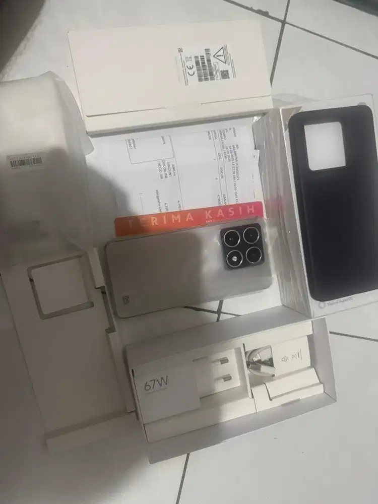 XIAOMI 14T 12/512 BACA DESKRIPSI