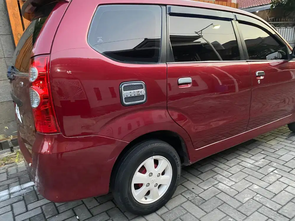 Toyota Avanza 2004 Bensin