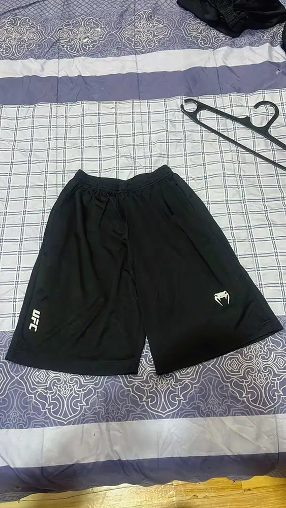 CELANA PENDEK HITAM OLAHRAGA ukuran XXL