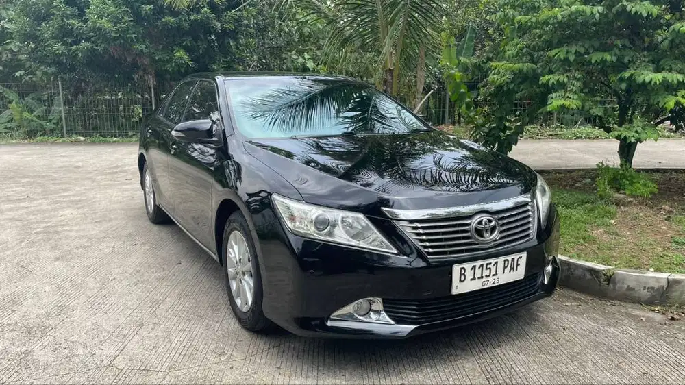 Toyota Camry 2.5 G 2013