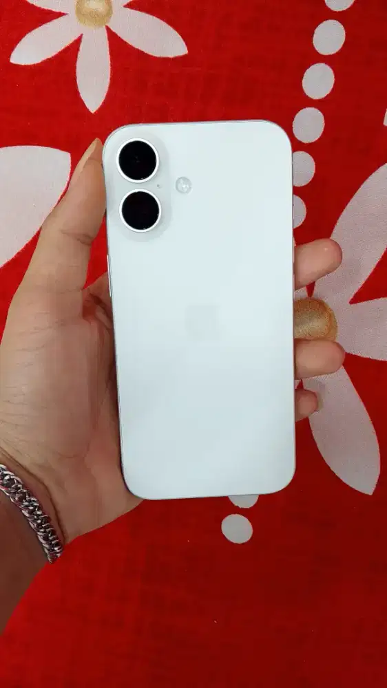 iphone 16 256GB ibox garansi on mulus