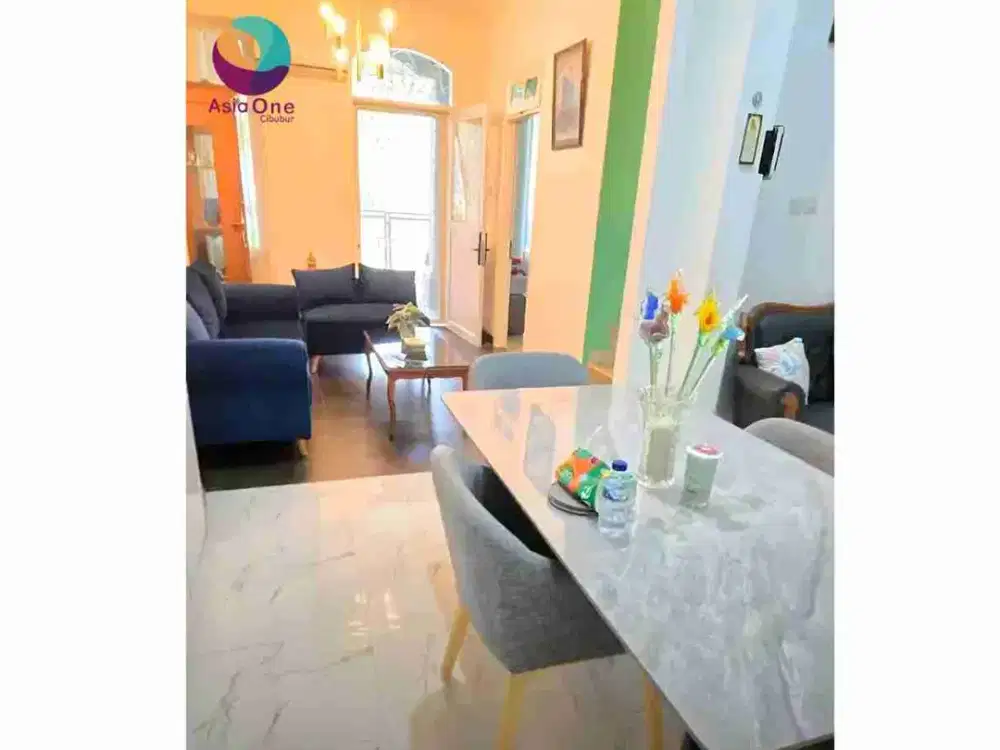 Dijual rumah 2 lantai rapi siap huni di citra grand