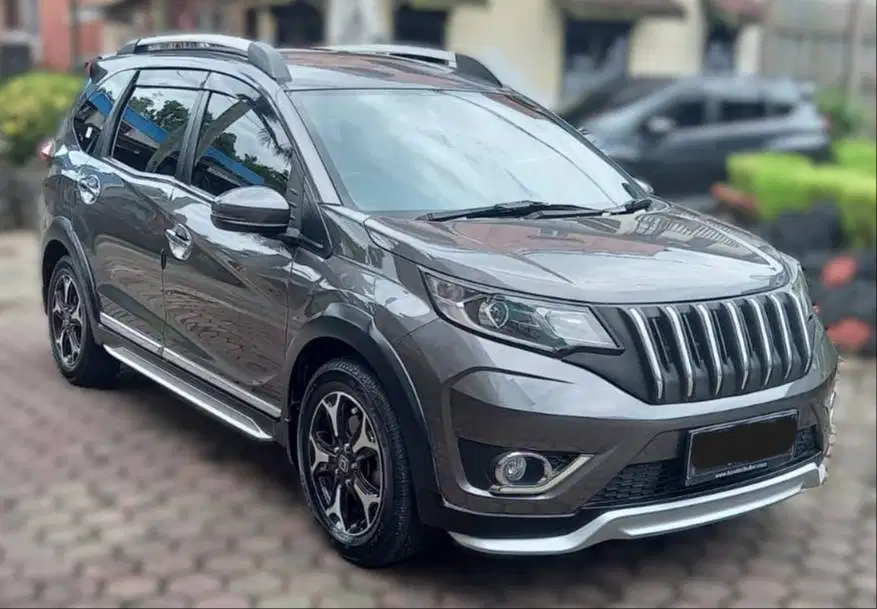 Honda BR-V E Prestige Matic Abu-abu 2016