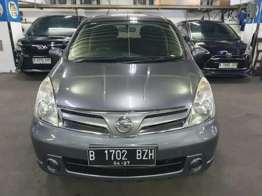 Nissan Grand Livina Mdl 1.5 XV AT 2013 FullOriginal SepertiBaru Gresss