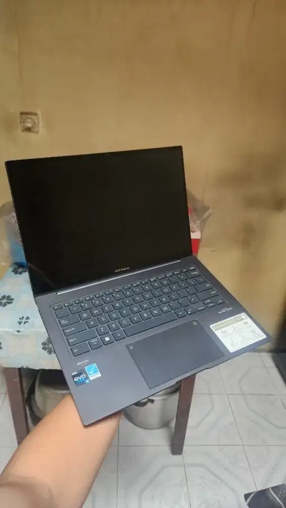 Asus Zenbook 14X OLED Q410VA