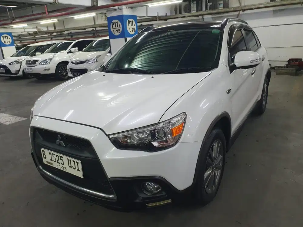 Outlander PX AT 2014 Panoramic Roof FullOriginal SepertiBaru Gressss