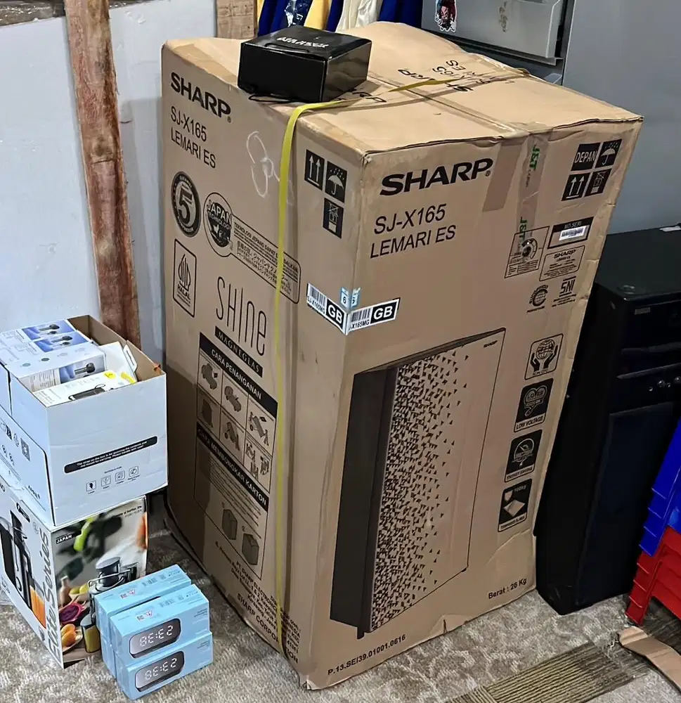 KULKAS SHARP SJ-X165