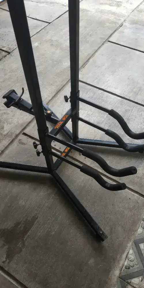 Rak sepeda dan servis merk tob tools