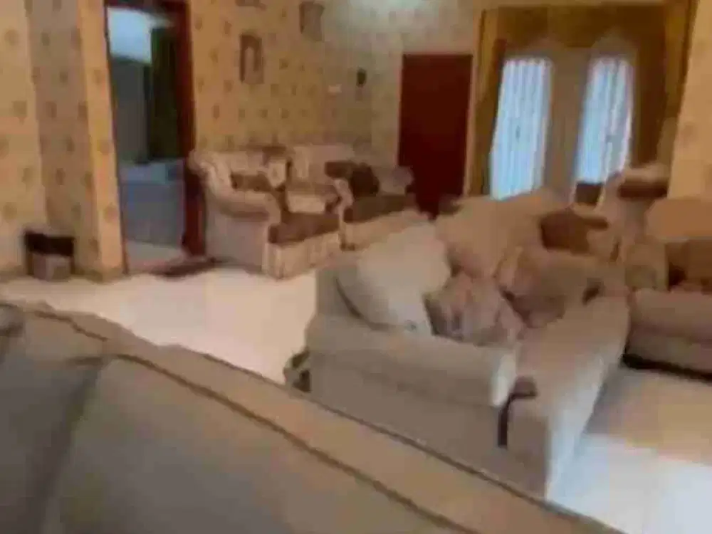 Dijual rumah 2 lantai mewah dan terawat di bandung