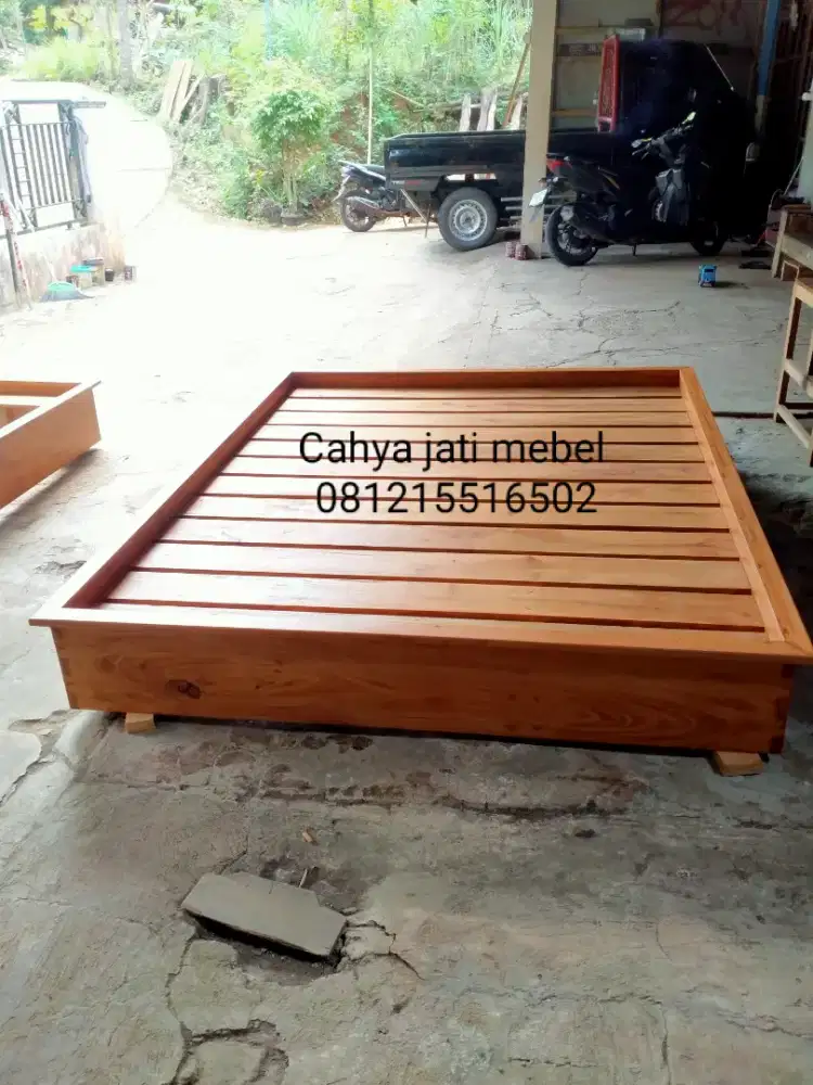 Dipan lesehan minimalis