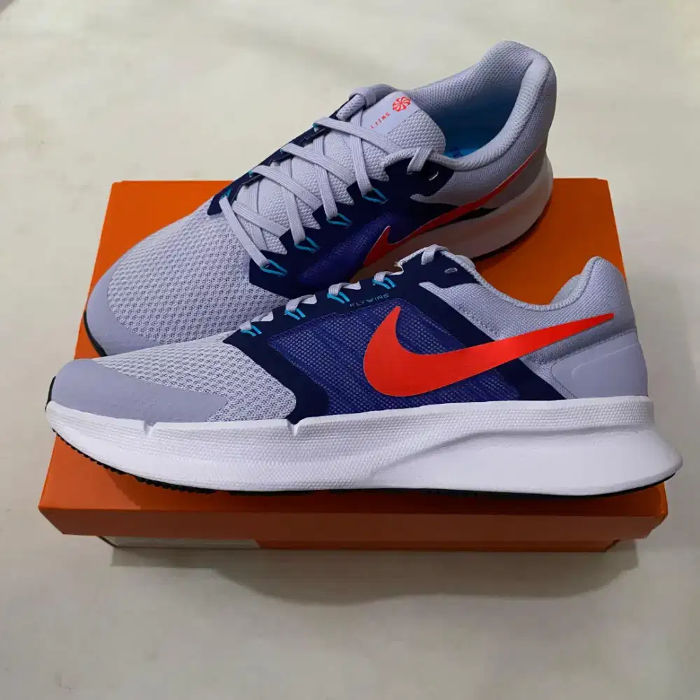 Original Sepatu Nike Run Swift 3 Road Running DR2695-012 Pria