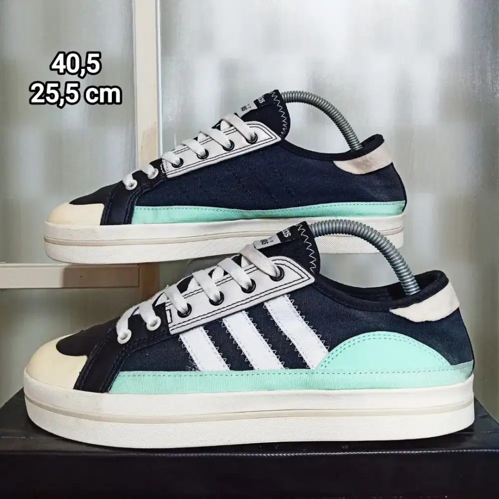 Adidas City Casual