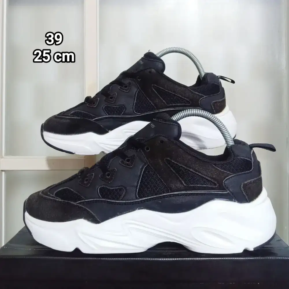 Shechers Stamina Airy