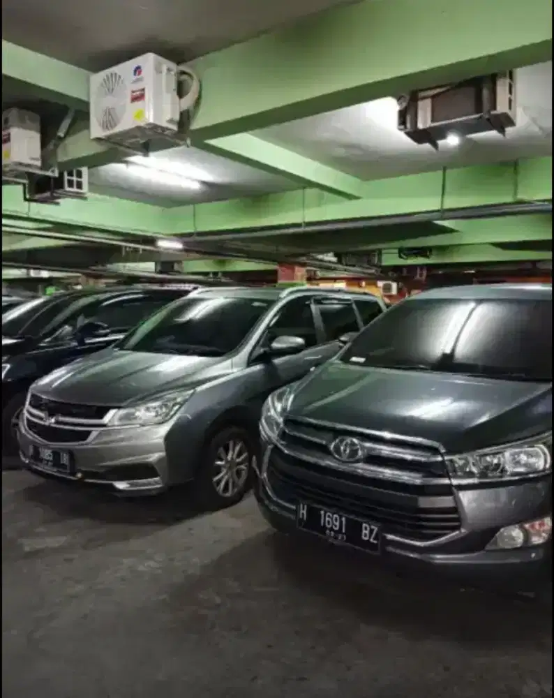 Rental mobil dengan Driver