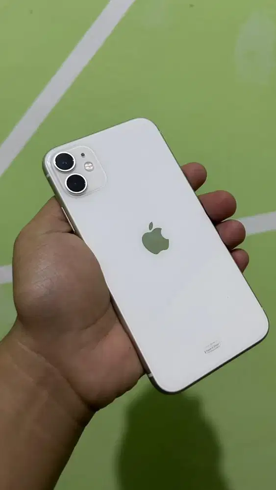 Jual cepat iphone 11 64 ibox PA/A