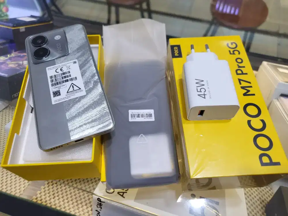 POCO M7 PRO 5G RAM 16/256GB
UNIT BARU UNBOXING GARANSI RESMI