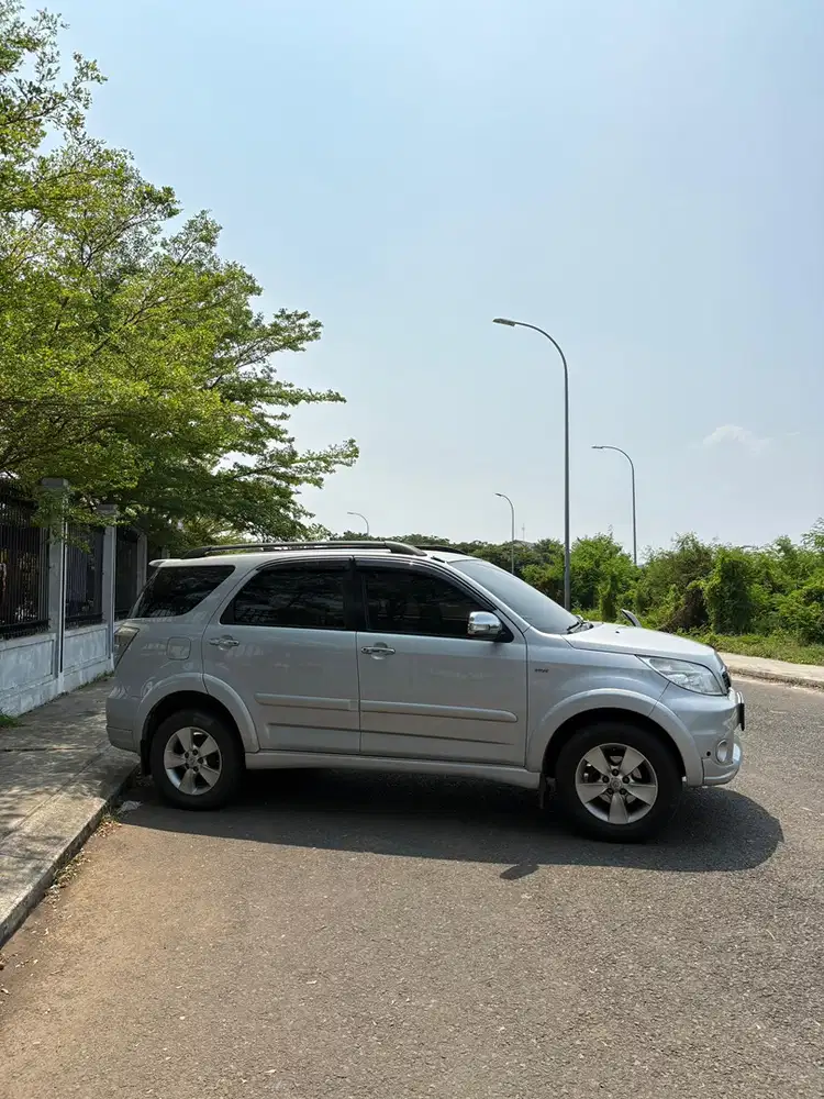 Toyota Rush 2012 Bensin