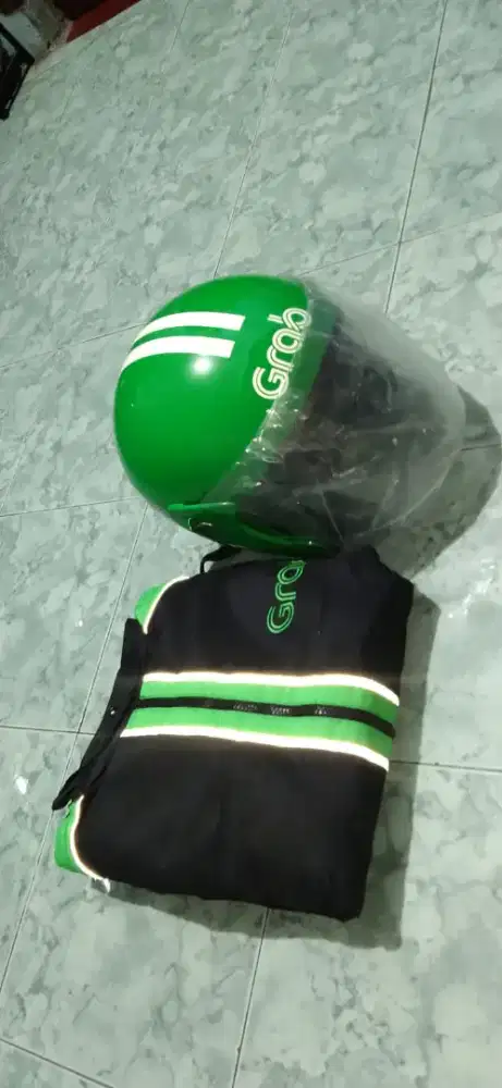 Jaket Dan Helm Baru Size M