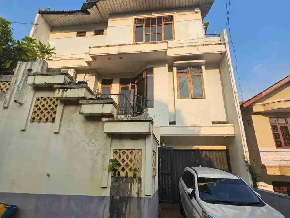 Unit Langka Rumah Full View Semarang Kota Selangkah Dari Kampus UNDIP Tembalang lokasi di Perumahan Elite Bukit Sari Semarang