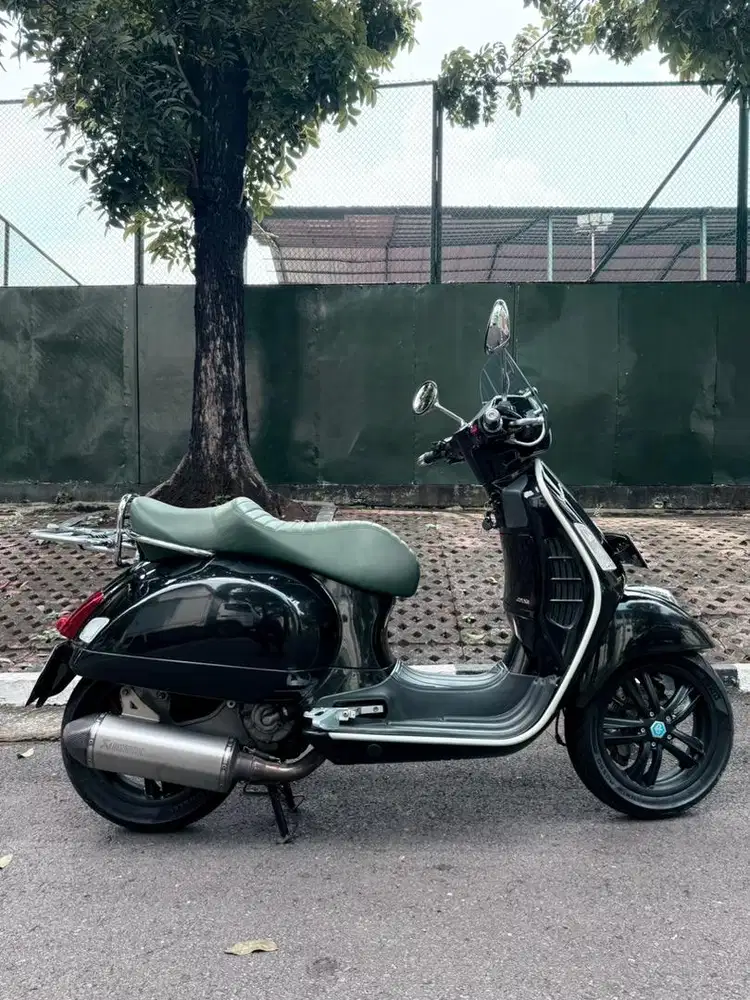 Vespa GTS 250ie 2012 Italy
