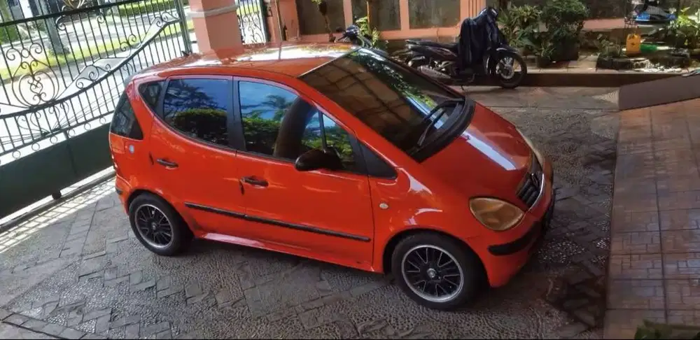 Mercedes-Benz A140 Gen 2 Facelift 2002 – Manual 1.4L