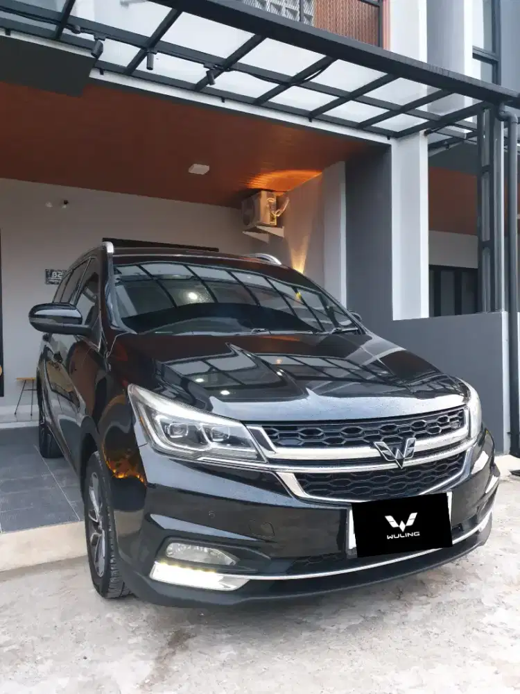 Wuling Cortez 1.5L T Lux+ CVT Hitam Th 2021 (NIK 2020)