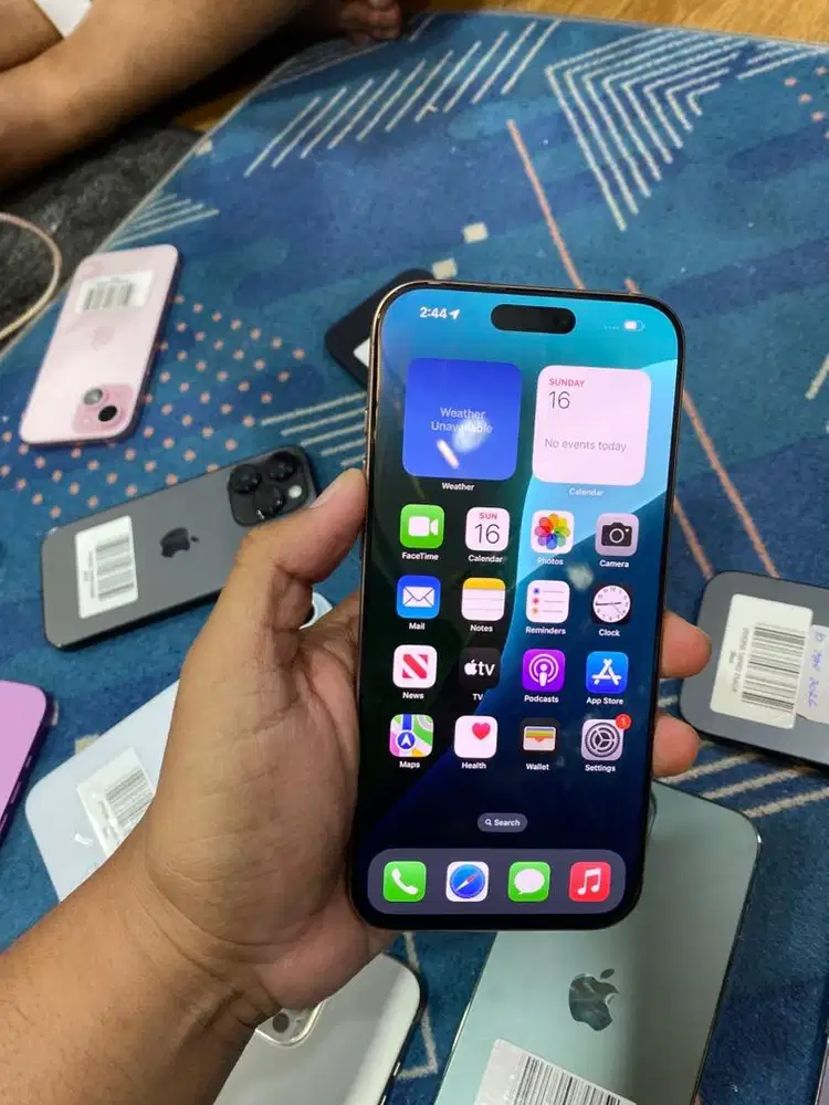 Iphone 16 promax 256gb ibox garansi on juni 2026