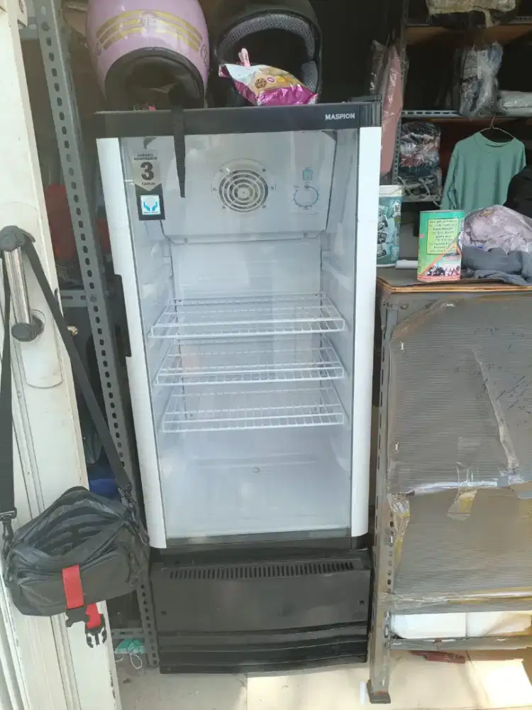Kulkas showcase maspion