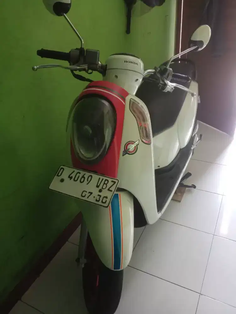 Scoopy fi esp 2015 mulus siap pake