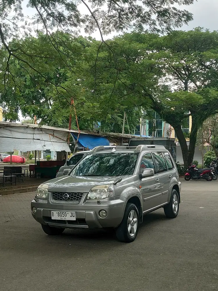 Nissan X-Trail 2005 Bensin
