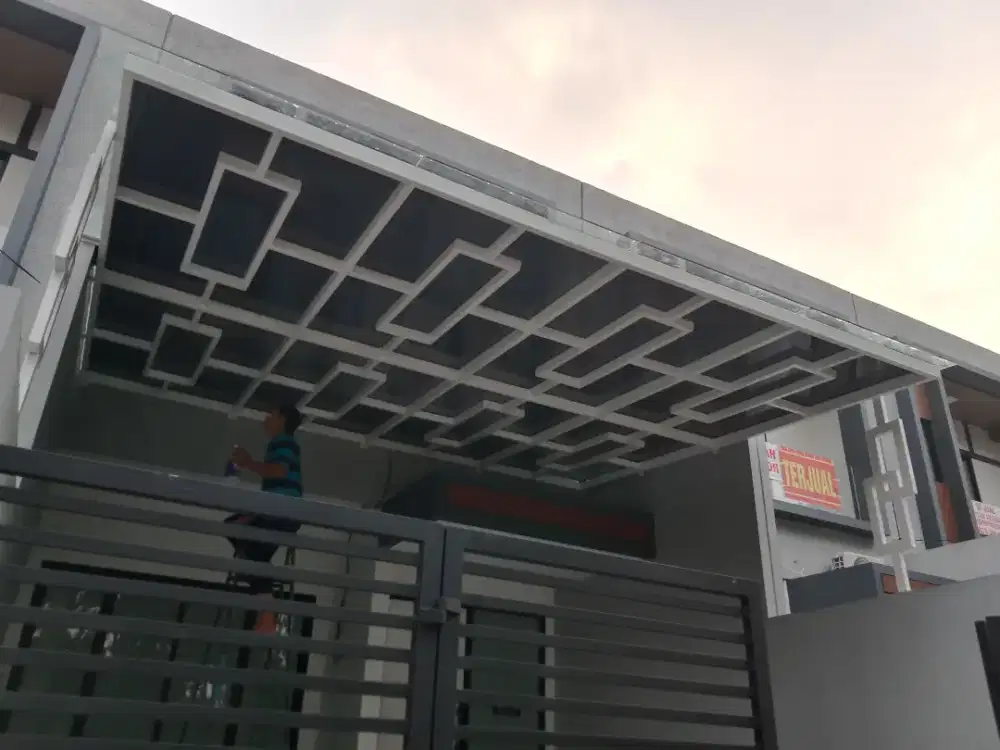 Kanopi garasi atap kaca tempred 8mm
