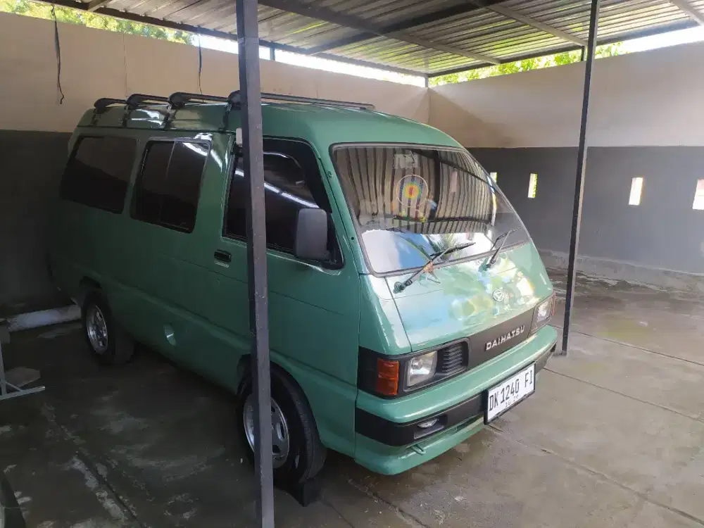 Daihatsu zebra semi campervan