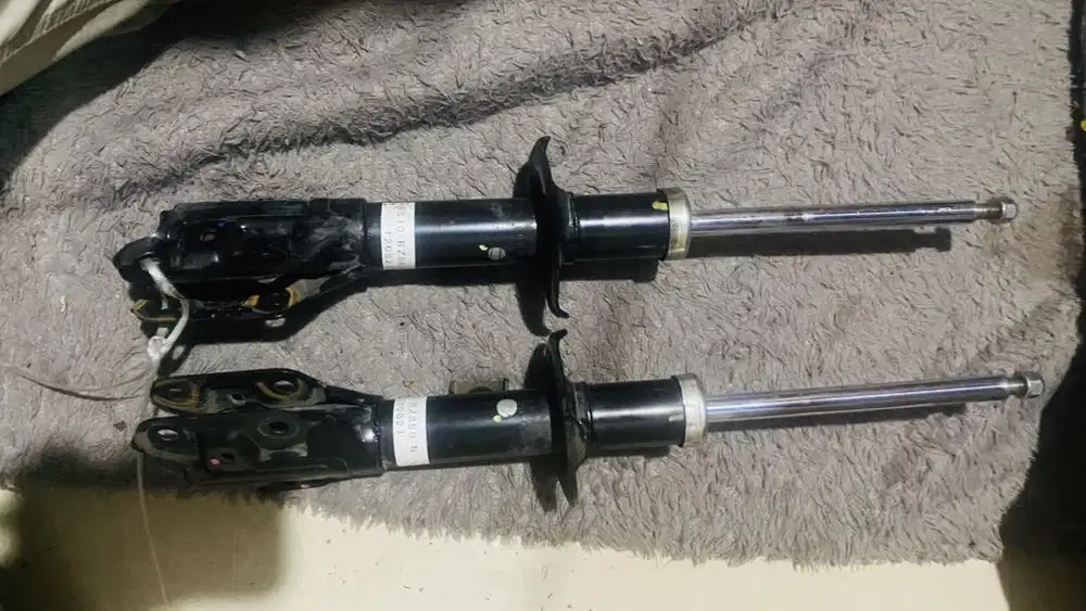 Shok mobil Ayla X 1.2 , 1 pasang