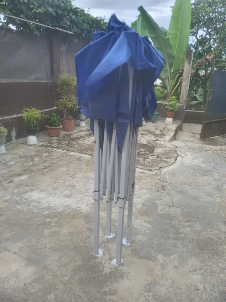 Tenda lipat ukuran 2X3 meter, cocok untuk usaha jualan kuliner