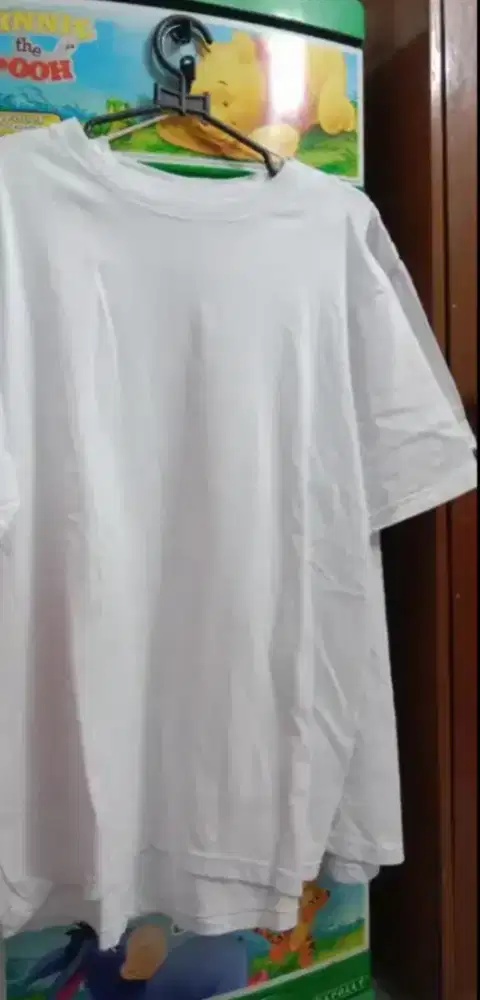 kaos putih polos uk XL, seken sekali pakai