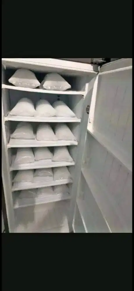 Jual bu freezer kulkas ukuran 6 rak merk LG INVERTER