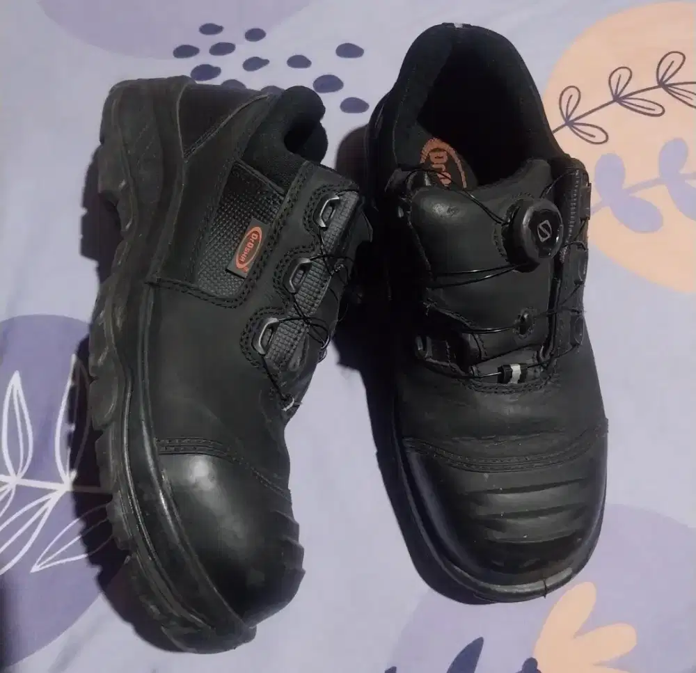 SEPATU SAFETY DR. OSHA 3169 44