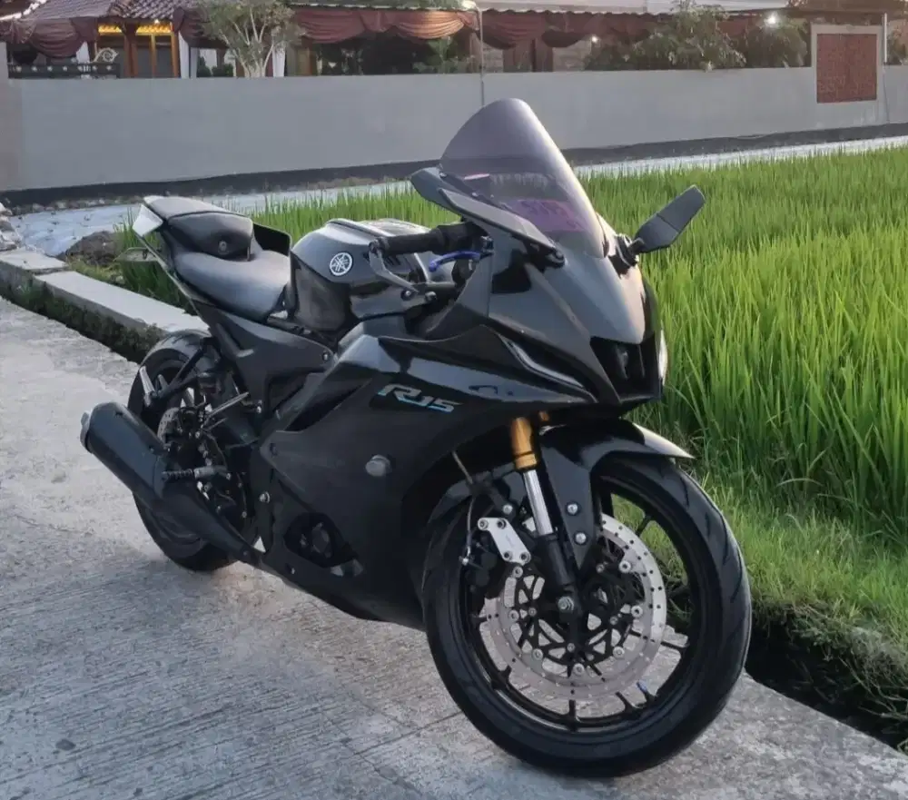 Yamaha R15 Tahun 2022