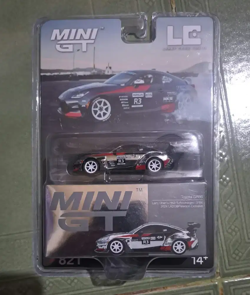 Mini GT Toyota GR86
