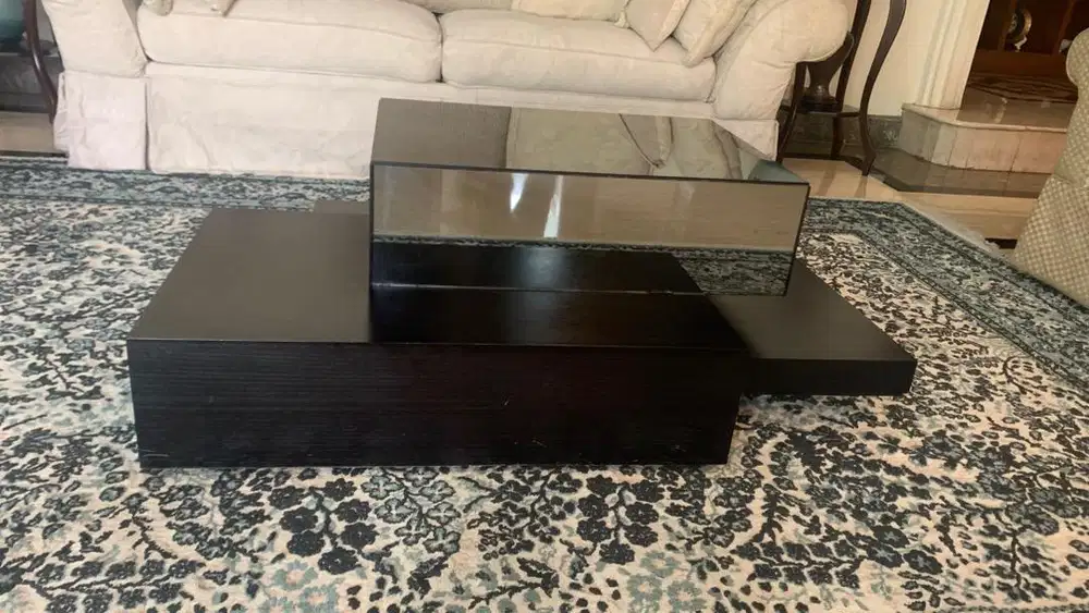 Coffee table kayu kaca dan 2 pcs Ottoman chairs